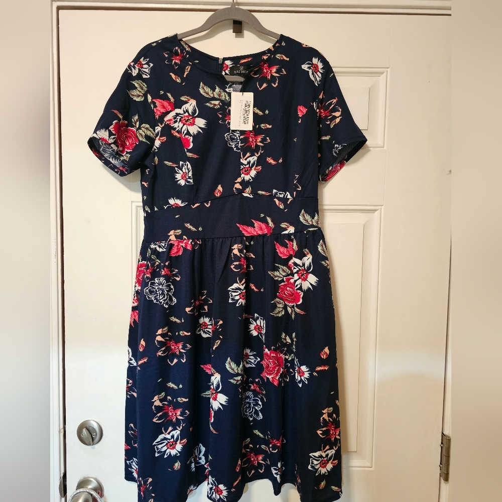 Floral Navy Dress, NEW, XL, Has Pockets